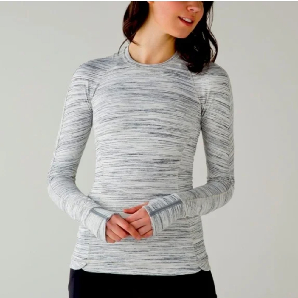 Lululemon Runderful Long Sleeve Space Dye Camo White Silver Spoon sz 6. LIKE NEW